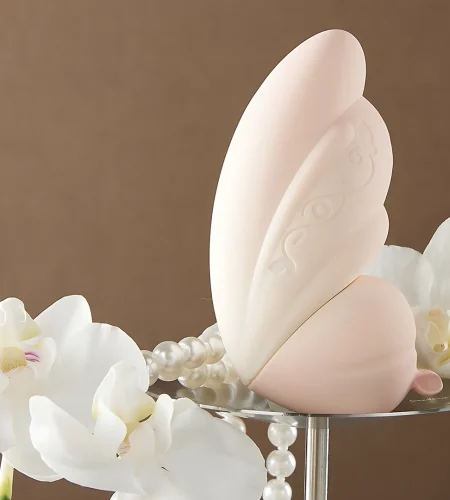Meet Liberty — your new tiny, quiet, and totally discreet self-care sidekick. This little butterfly-shaped beauty is made for you, especially if you live in an apartment and hate loud, awkward moments. Here’s why it’s everything you’ve been looking for: Whisper-quiet magi: At just 28dB, it’s as quiet as soft speech. That means it’s perfect quiet sex toys for apartment living — no more worrying about thin walls or roommates hearing a thing. Soft, safe, and skin-friendly: Made with certified food-grade & medical-grade liquid silicone, it’s one of the best safe sex toys for sensitive skin. And since it’s non-porous sex toys material, it’s easy to keep clean and totally hygienic. Ultra-discreet design: That sweet butterfly silhouette? It looks just like a cute decor piece or trinket. Toss it in your bag, leave it on your nightstand — no one will ever guess what it is. Fresh out of the box, every time: Every Liberty goes through hydrogen peroxide low-temperature plasma sterilization, so it arrives completely clean and ready to use. Luxury gift-ready packaging: It comes wrapped in premium packaging that feels like a treat — perfect for spoiling yourself or surprising someone you love. Liberty isn’t just a toy — it’s your private, quiet, safe little escape, designed to fit seamlessly into your life